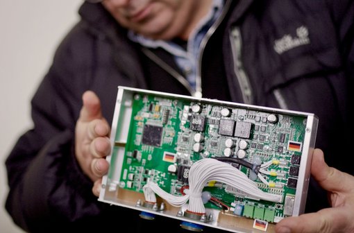 elektronische Bauteile D_c_HTTV Produktion